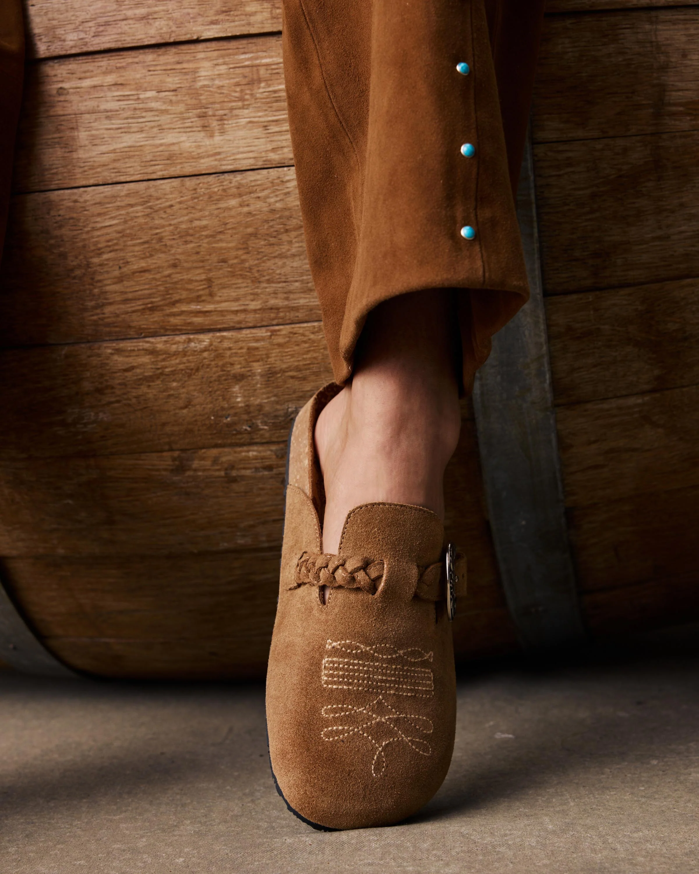 Adelie clog
